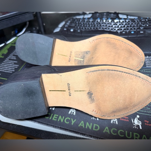 DV by Dolce Vita Black Leather Ankle Booties - Picture 4 of 4